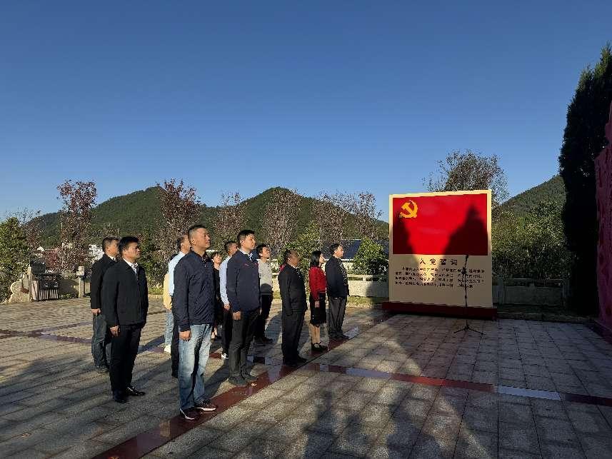 365英国上市公司