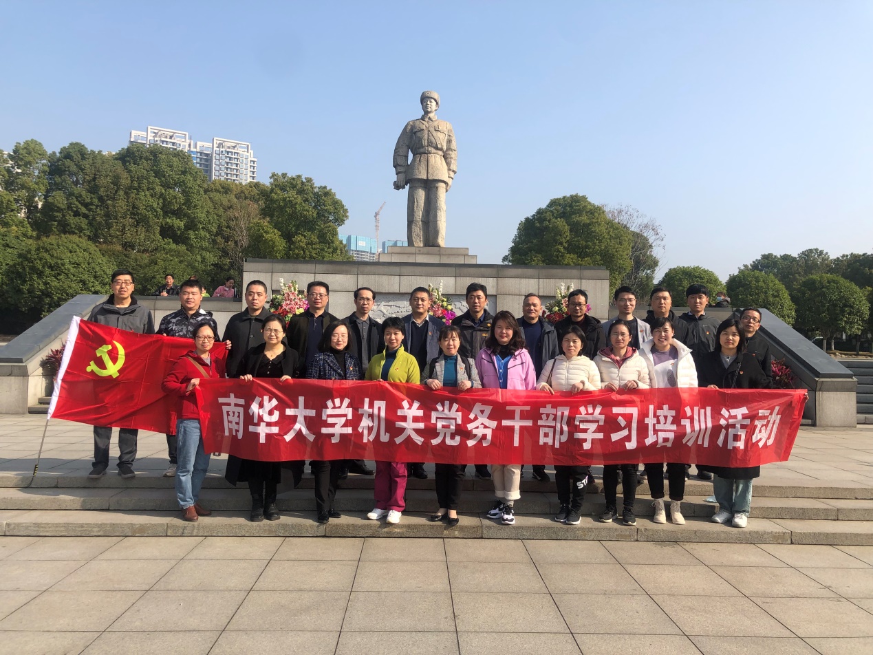 365英国上市公司