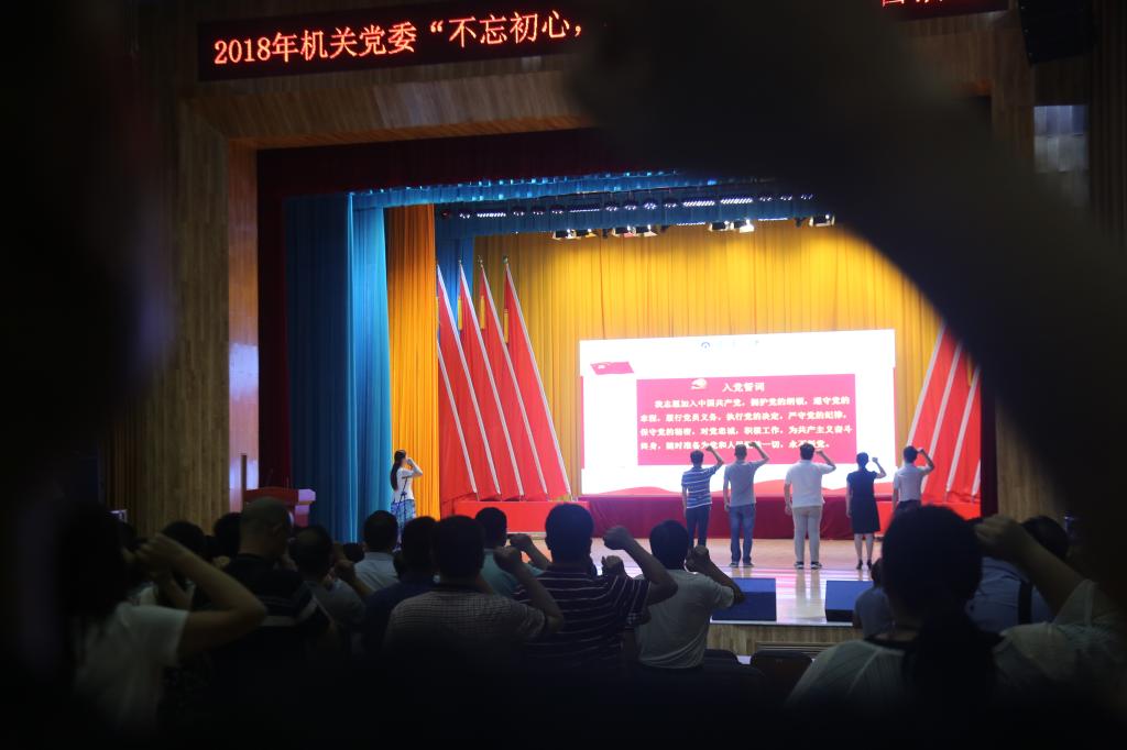 365英国上市公司