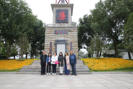 365英国上市公司