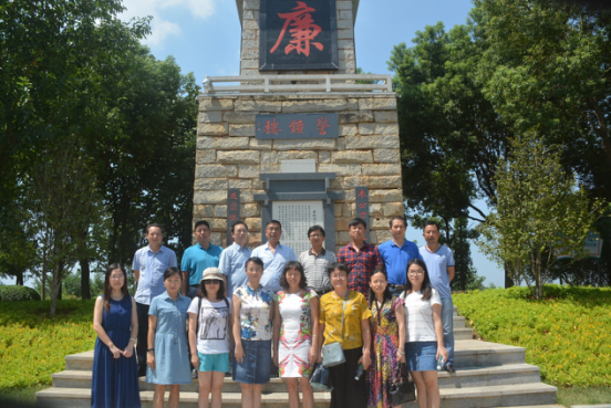 365英国上市公司