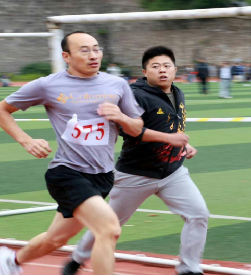 365英国上市公司