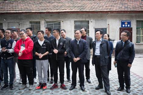 365英国上市公司