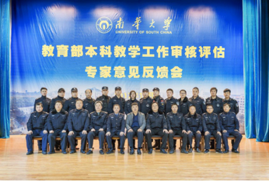 365英国上市公司