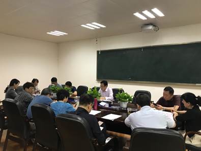 365英国上市公司