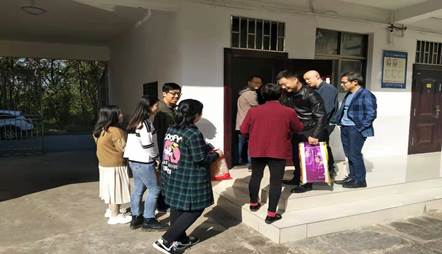 365英国上市公司